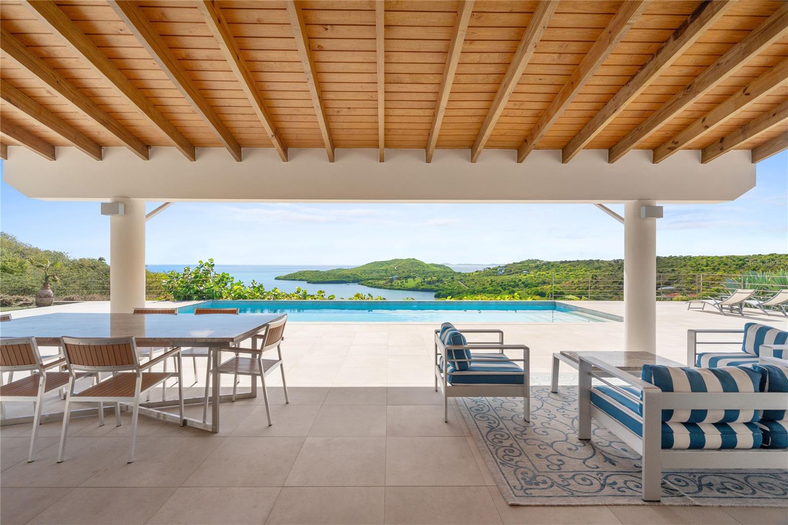 PR9118411 Property Photo