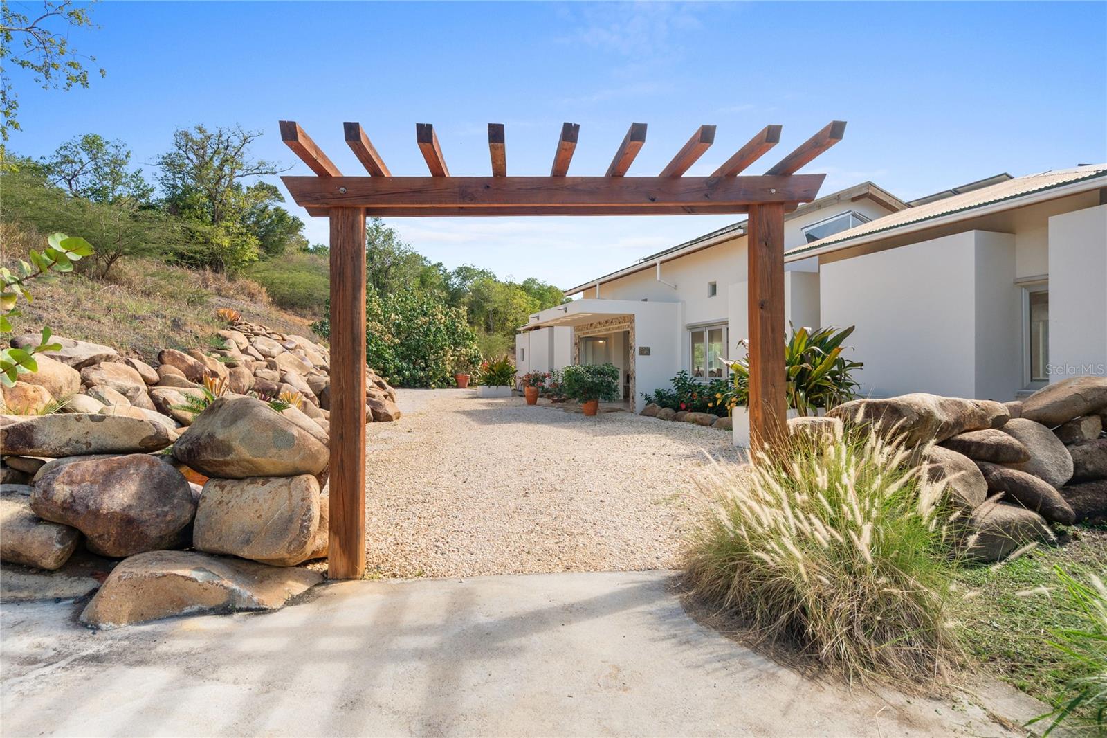 PR9118411 Property Photo