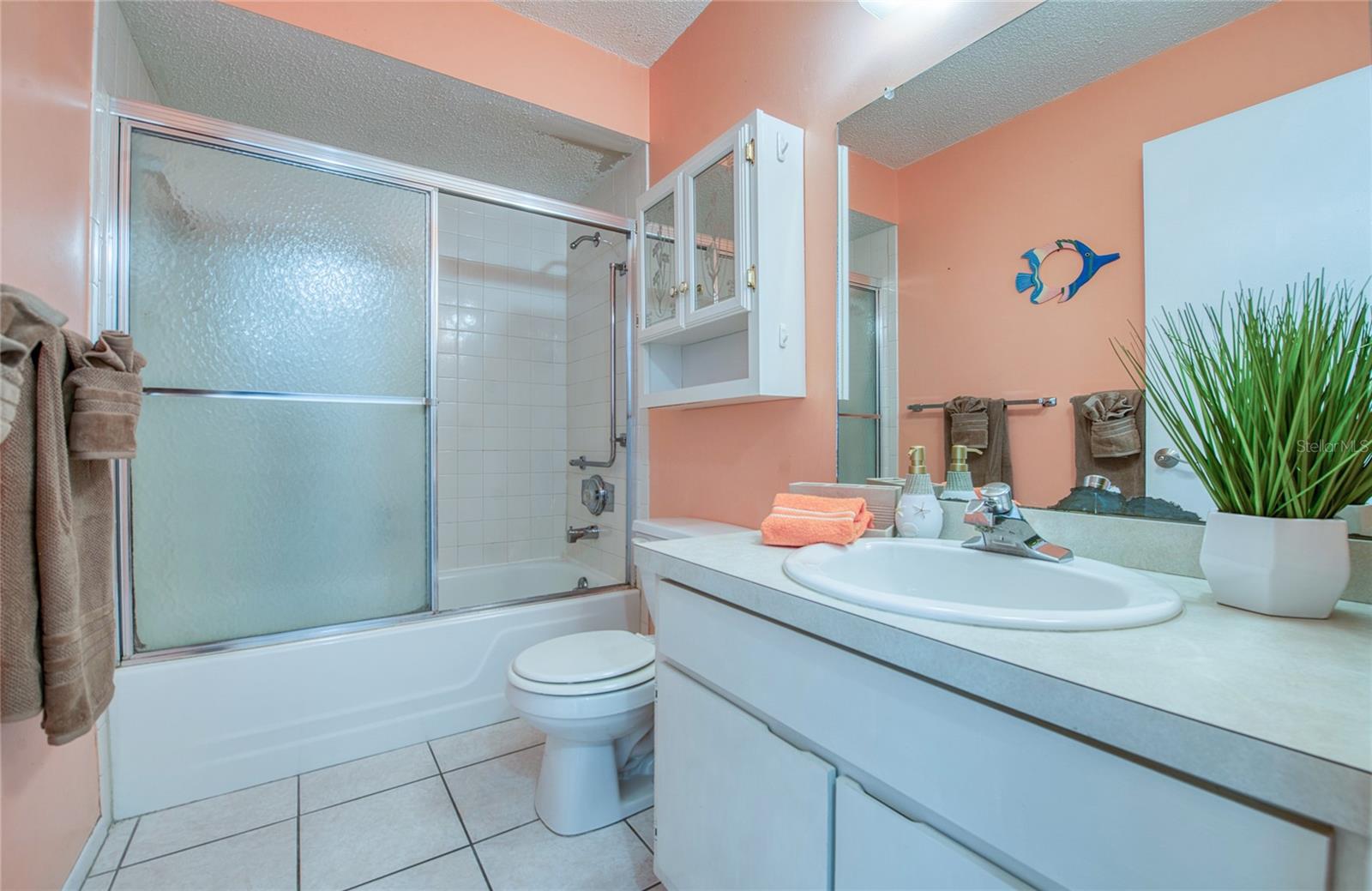 TB8462997 Property Photo