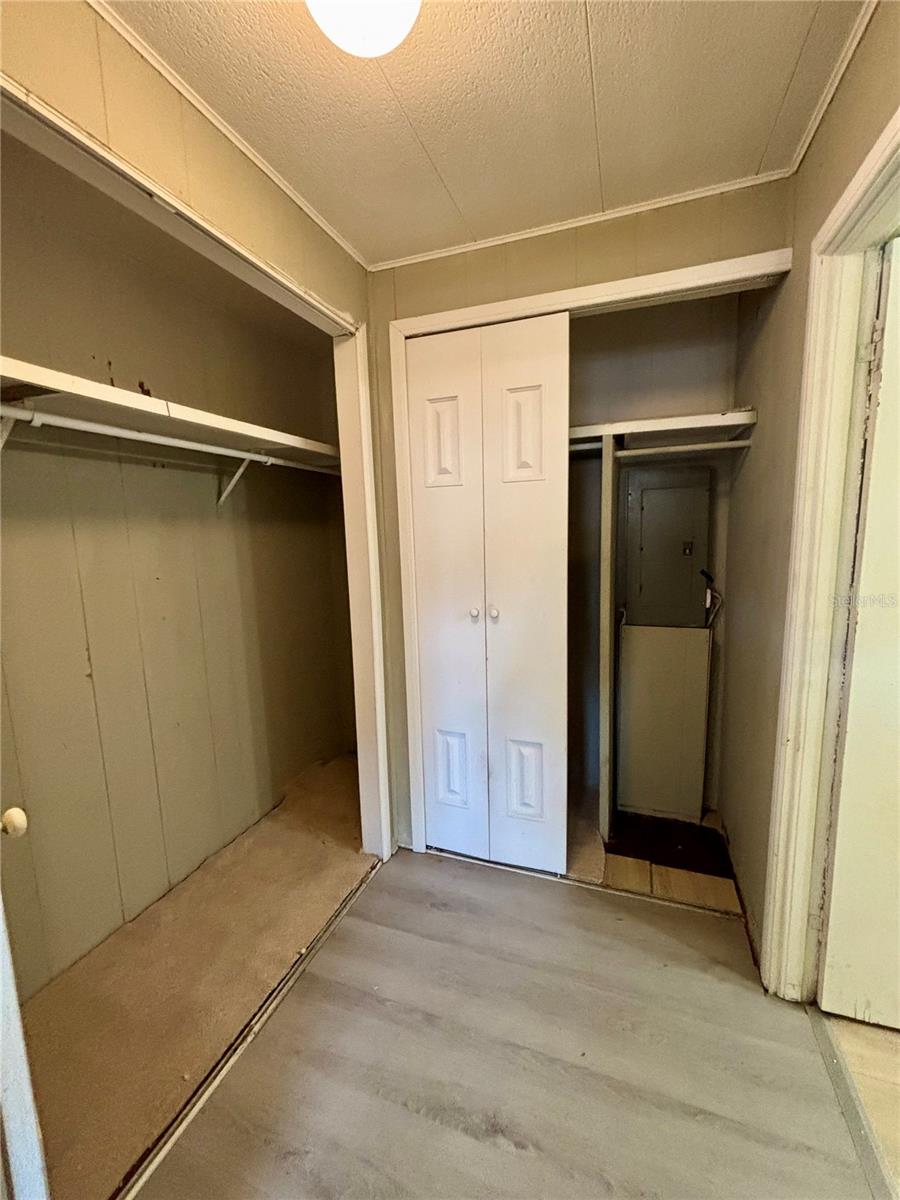 L4958437 Property Photo