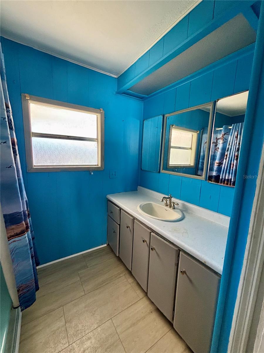 L4958437 Property Photo