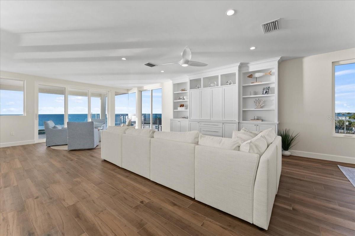 D6145514 Property Photo