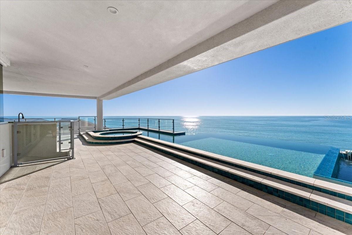 D6145514 Property Photo