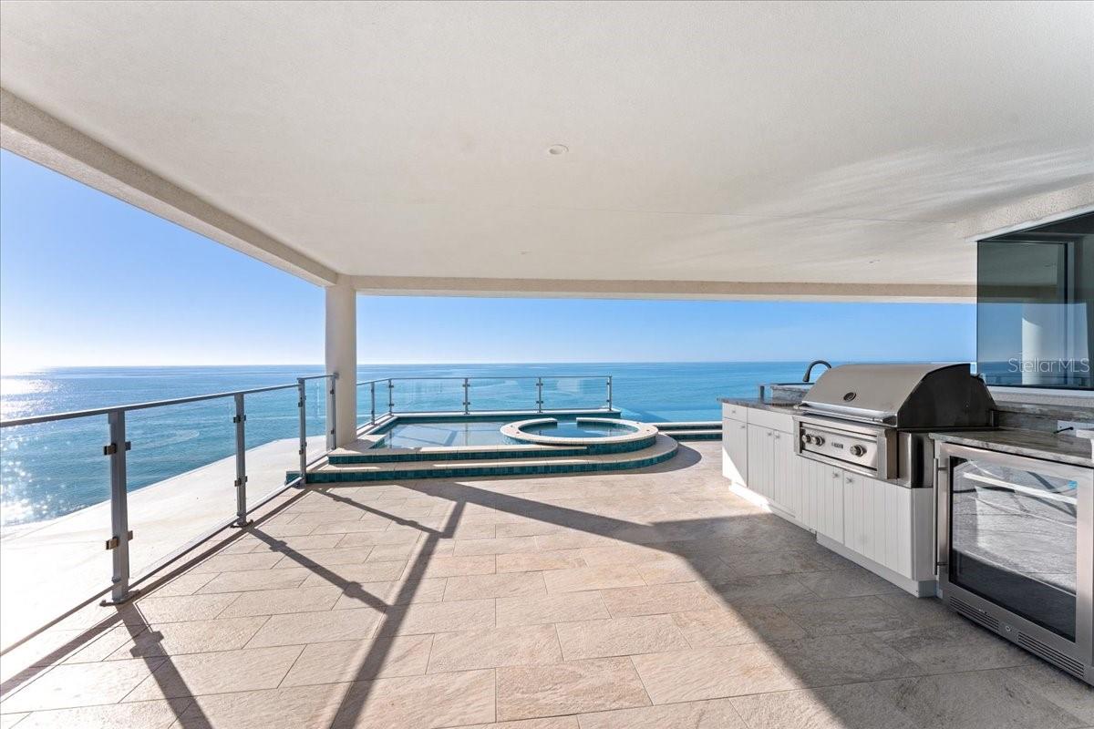 D6145514 Property Photo