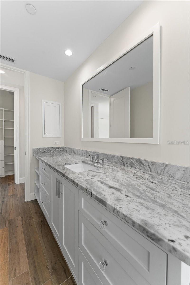 D6145514 Property Photo