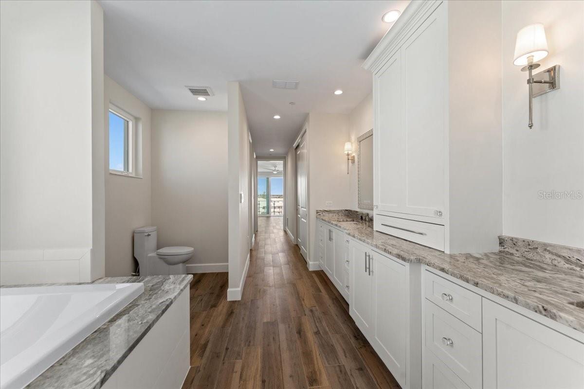 D6145514 Property Photo