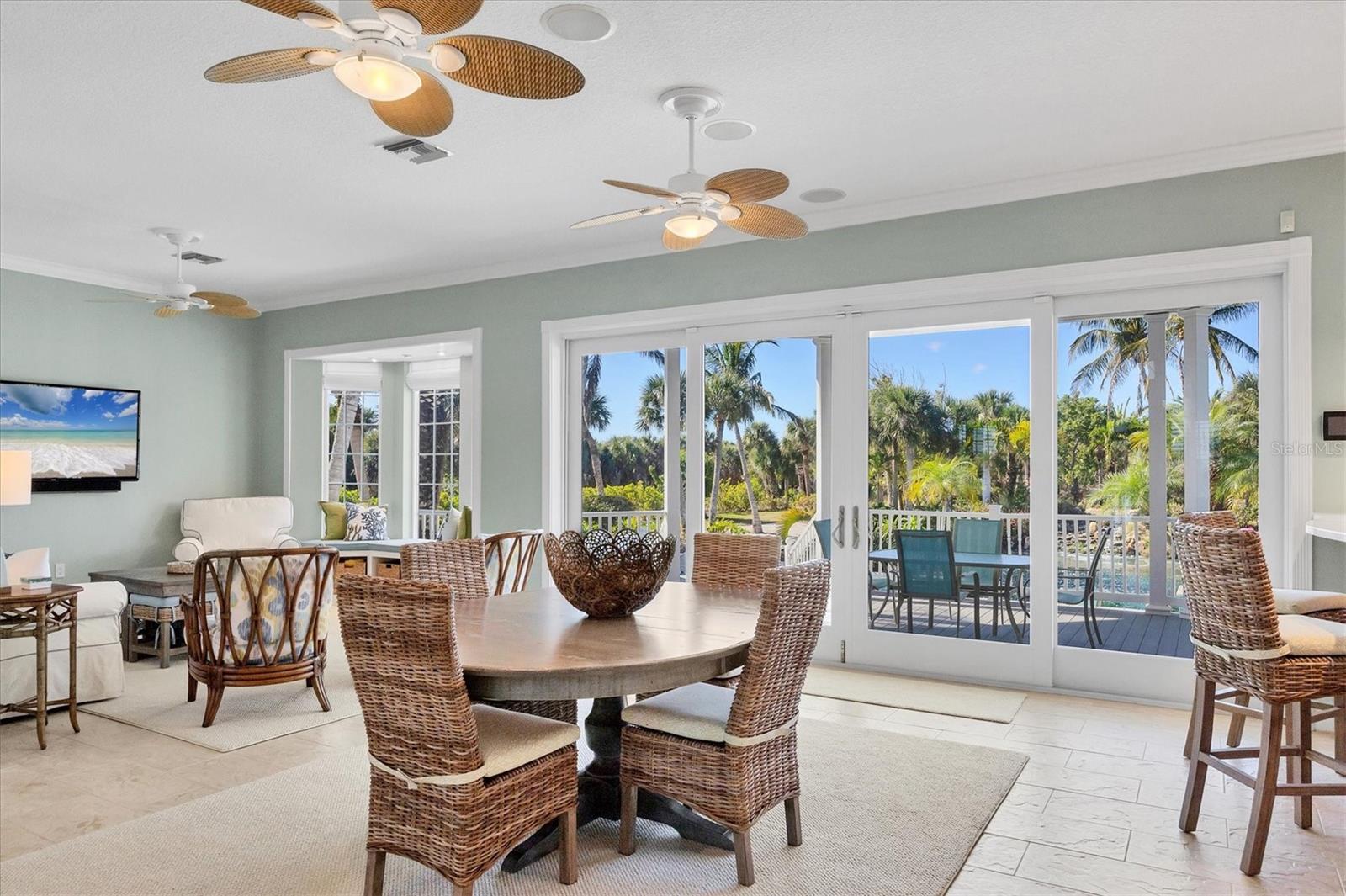 D6145515 Property Photo