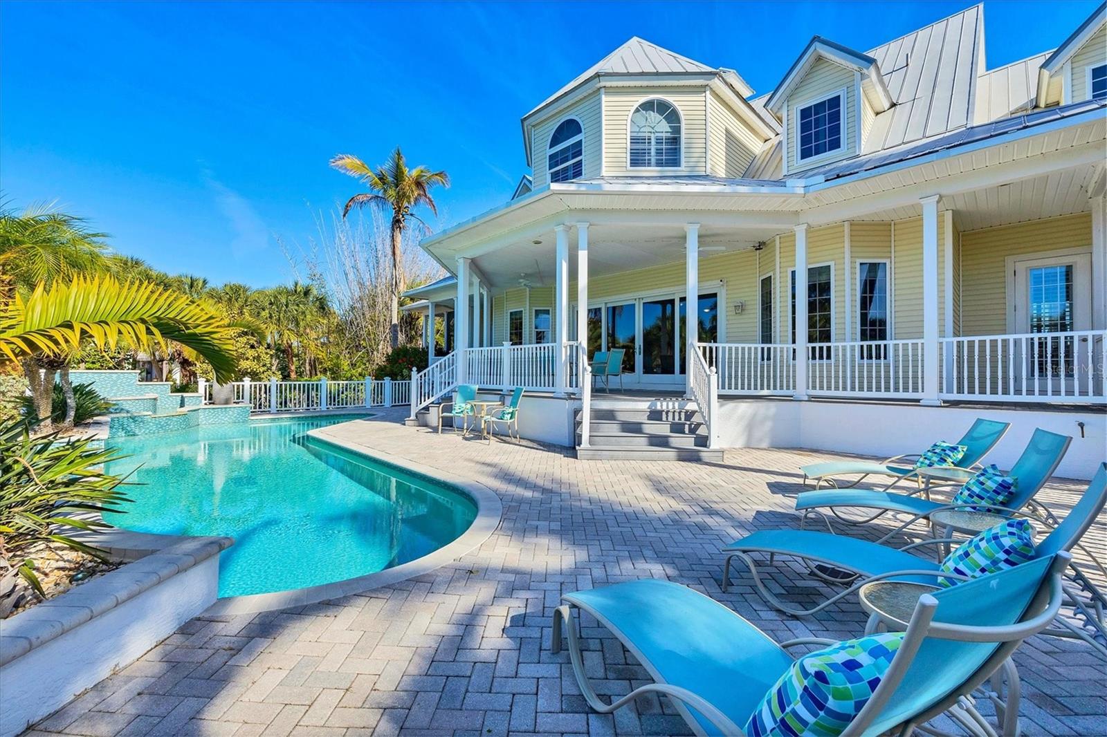 D6145515 Property Photo