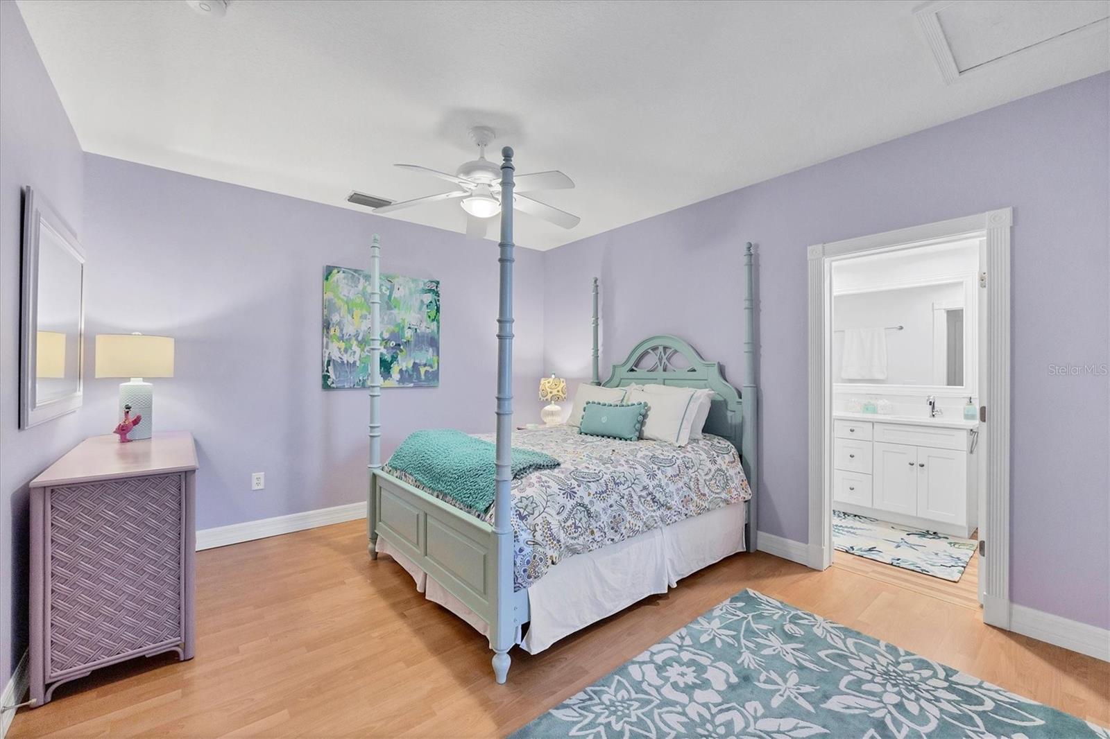 D6145515 Property Photo