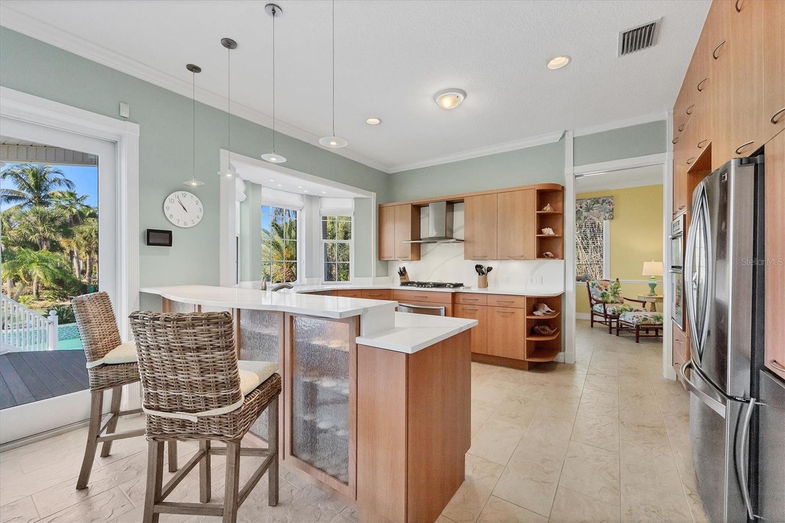 D6145515 Property Photo