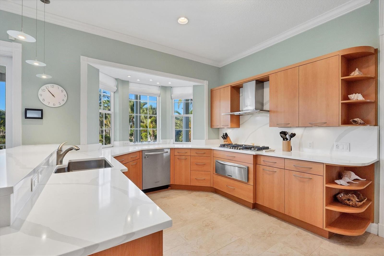 D6145515 Property Photo