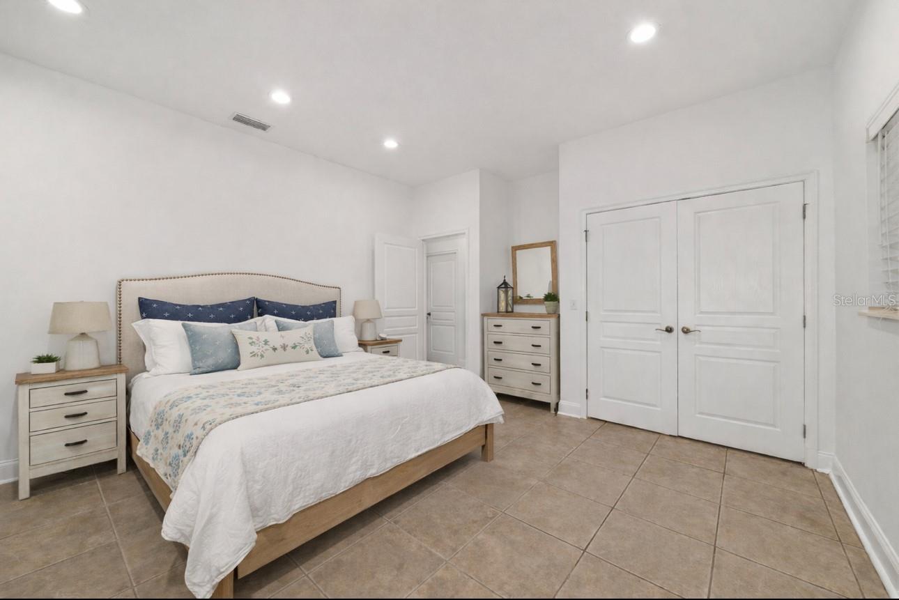 OM716397 Property Photo