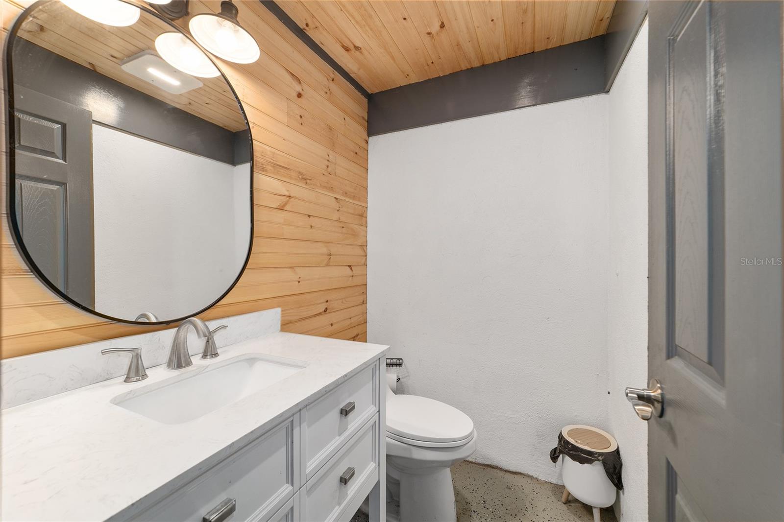 OM716397 Property Photo