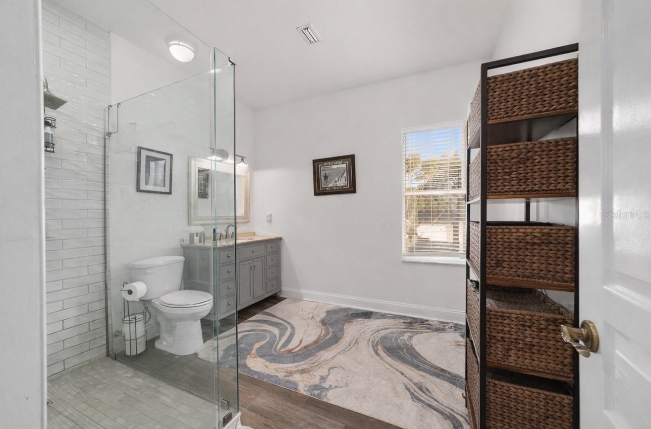 OM716397 Property Photo