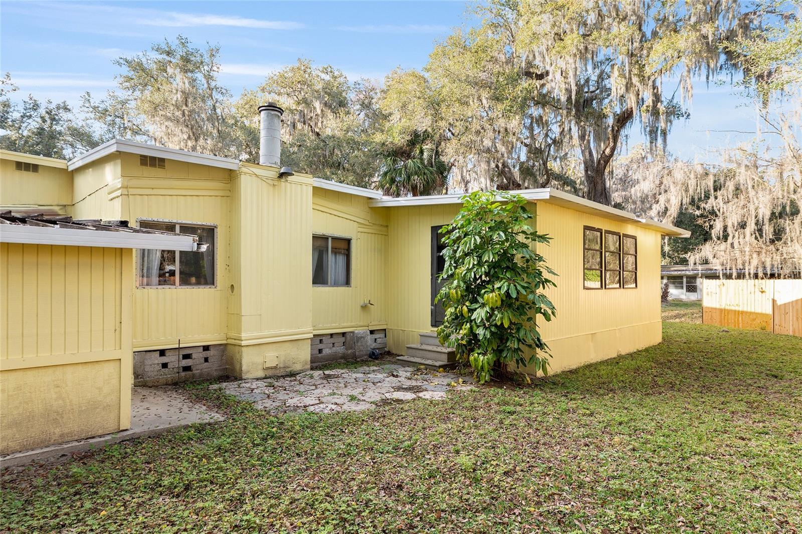 G5106489 Property Photo