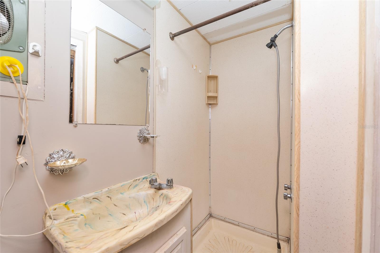 G5106489 Property Photo