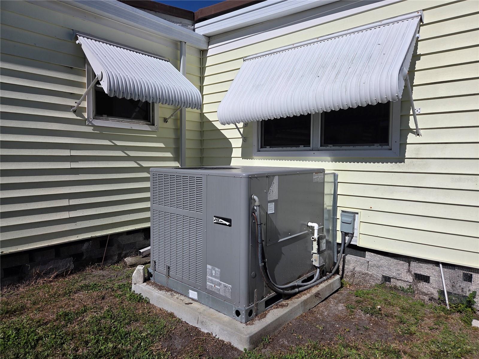 TB8463176 Property Photo