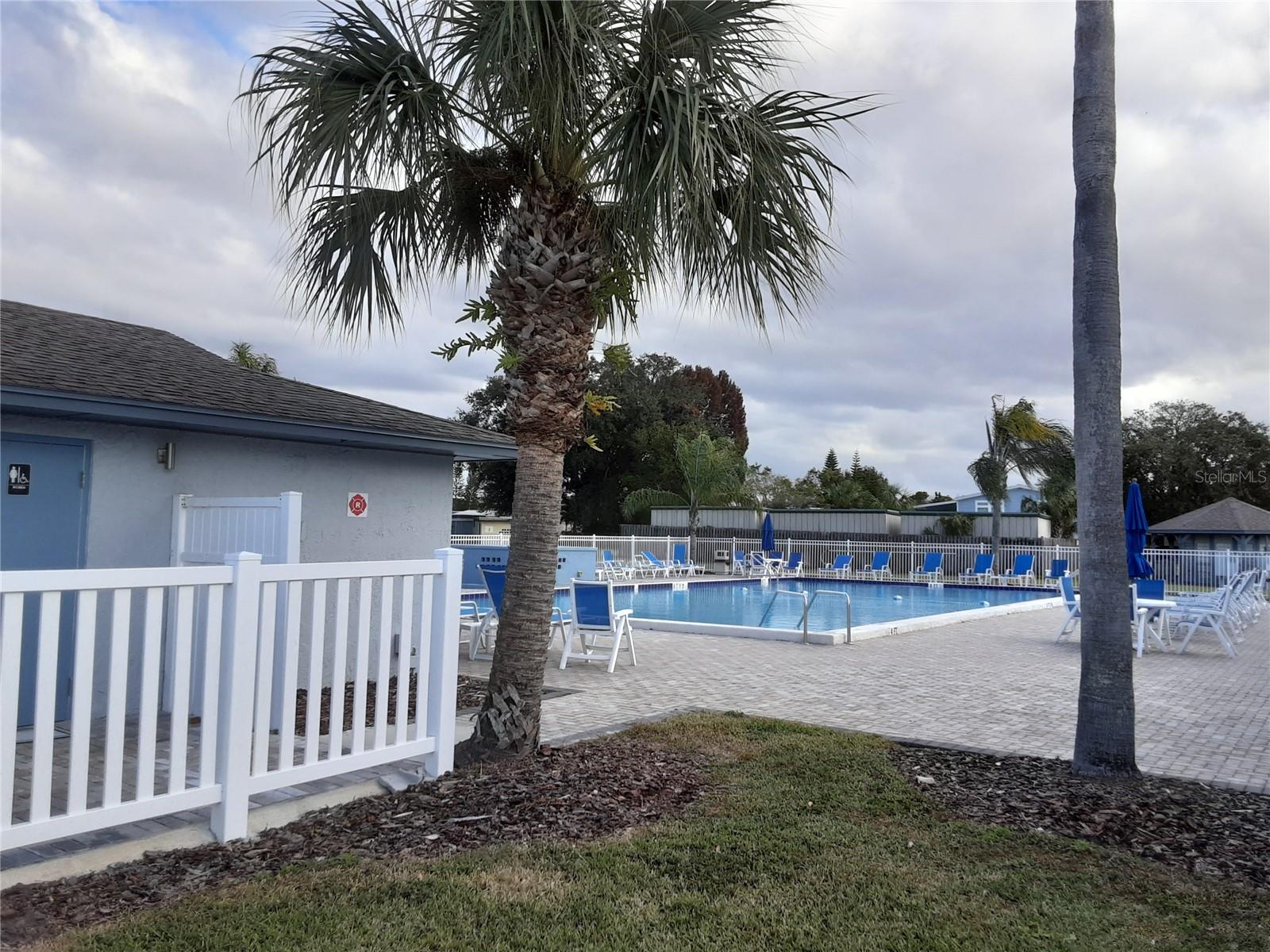 O6372771 Property Photo