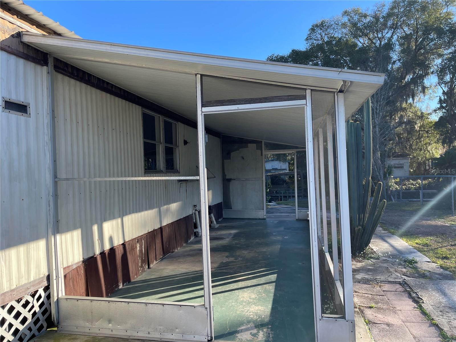 OM716401 Property Photo