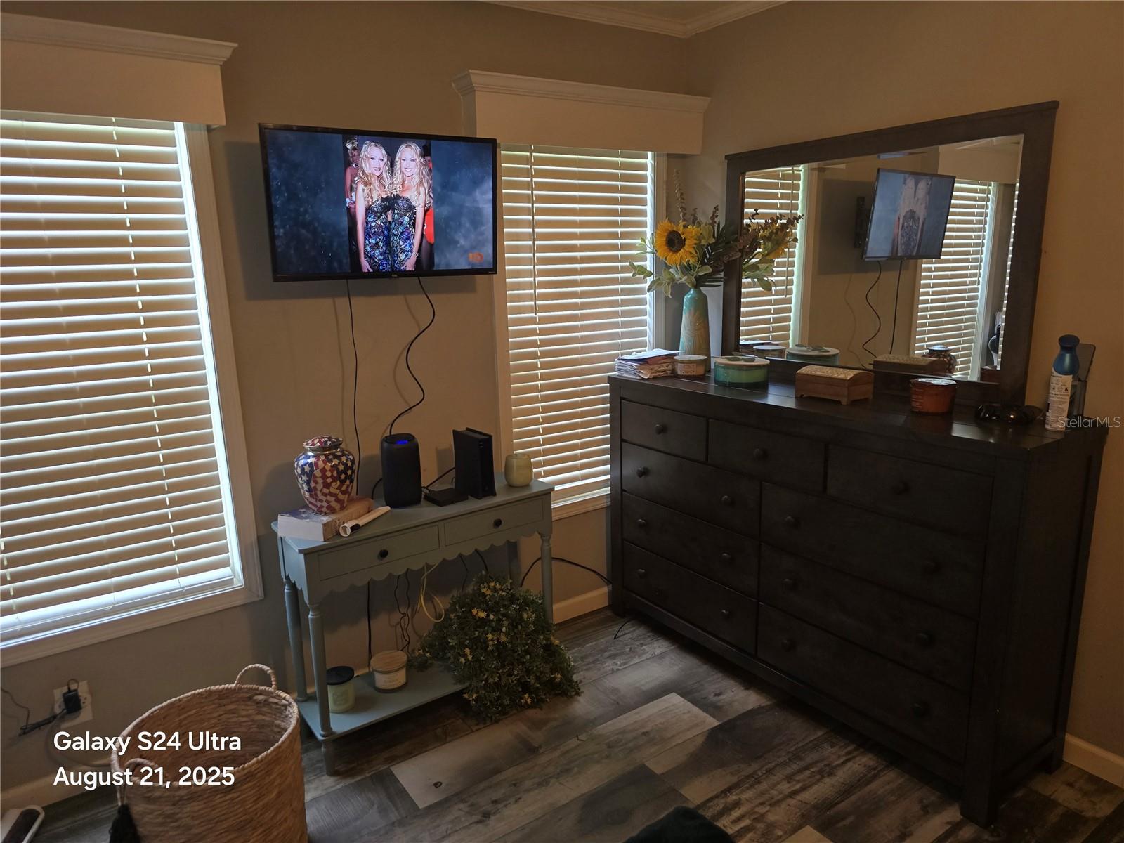 O6372775 Property Photo