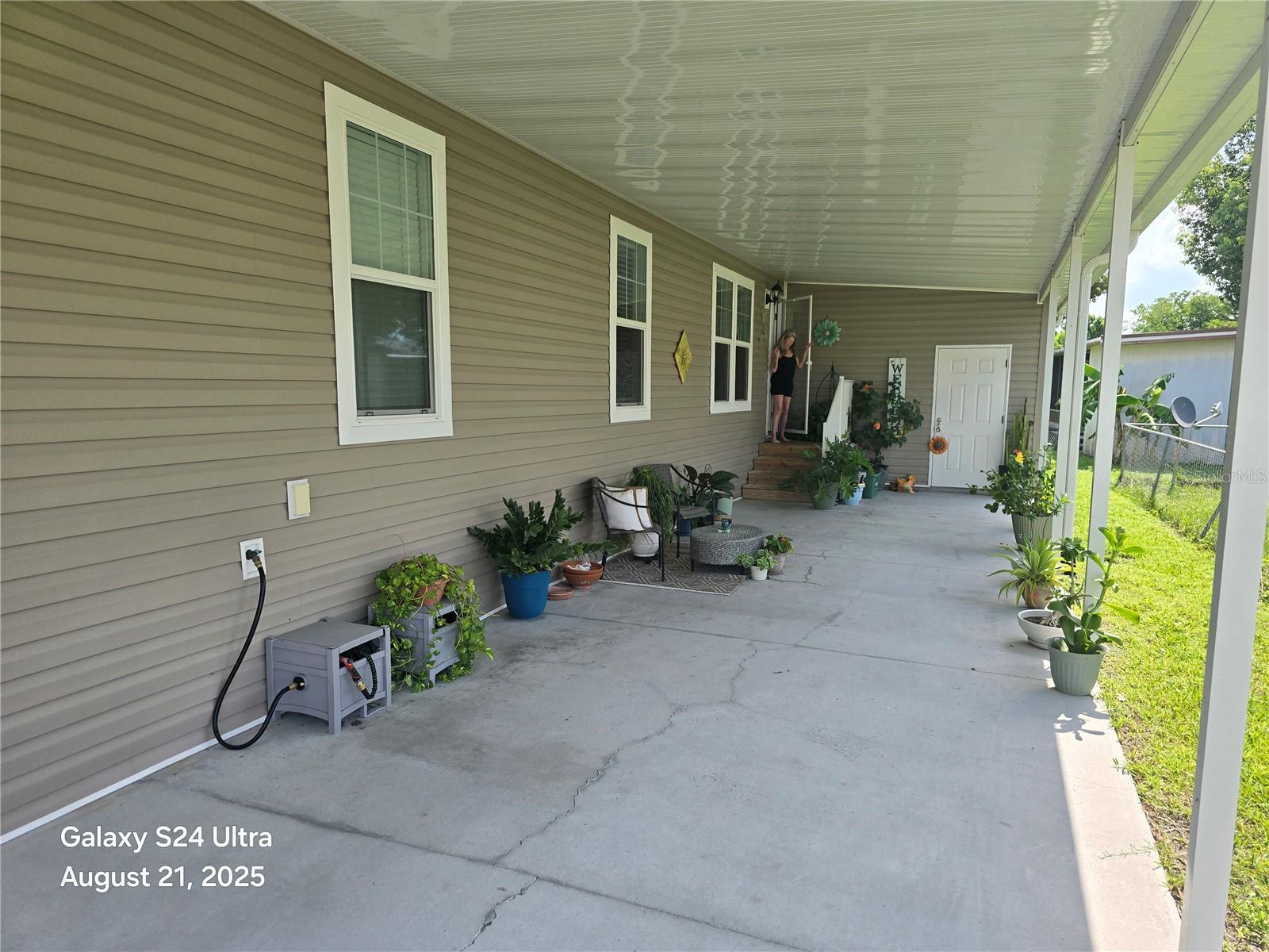 O6372775 Property Photo