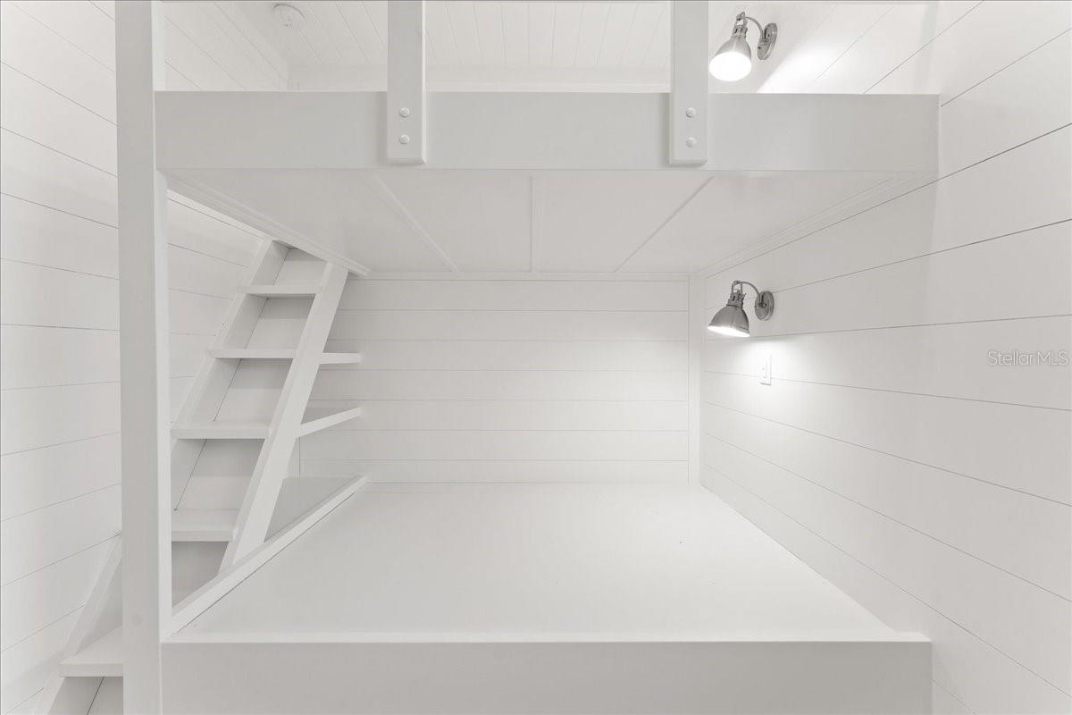 D6145524 Property Photo