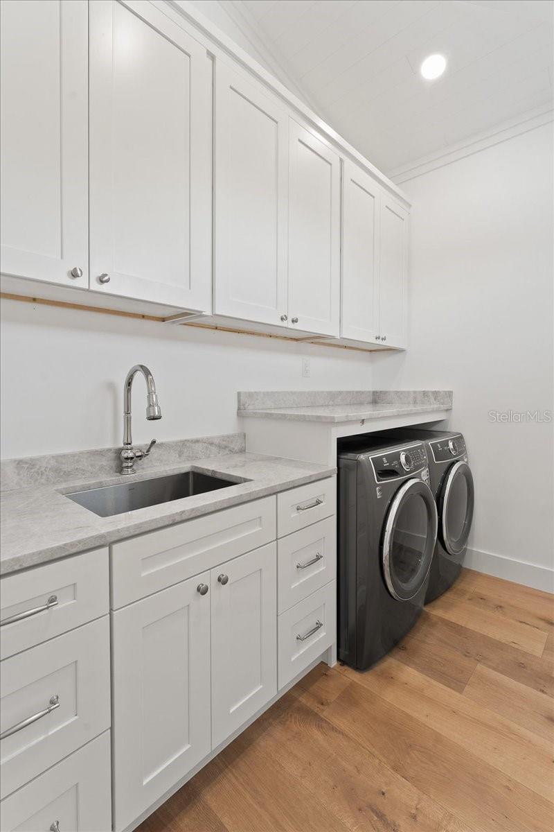 D6145524 Property Photo