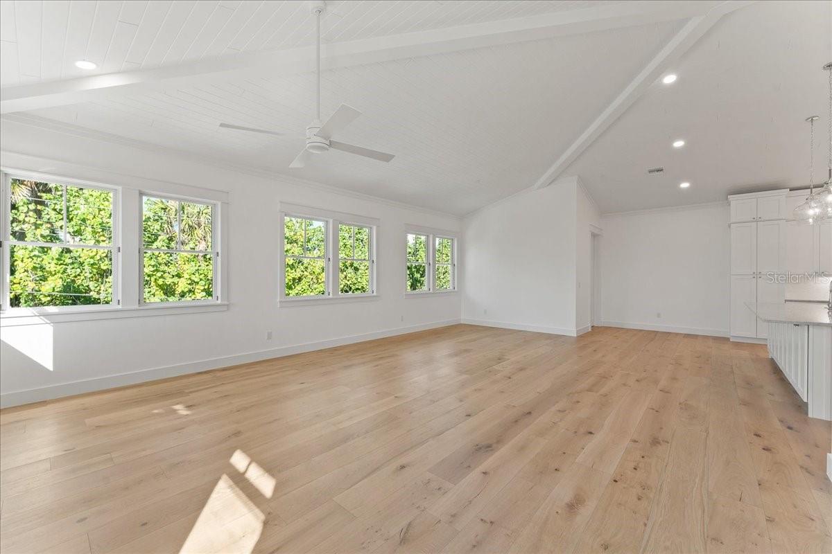 D6145524 Property Photo