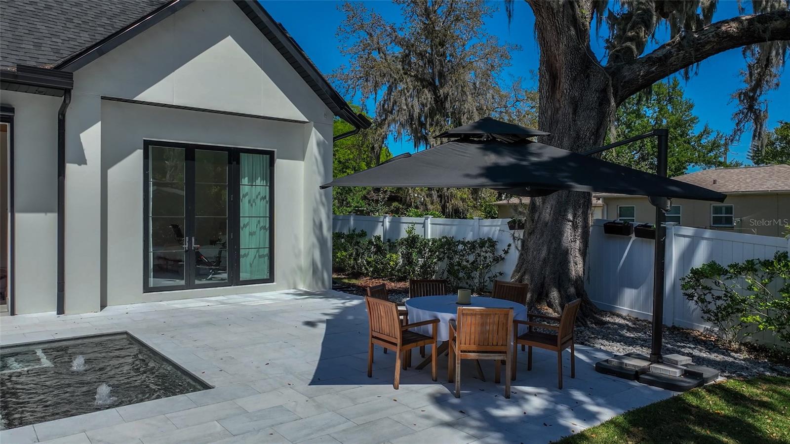 O6372849 Property Photo