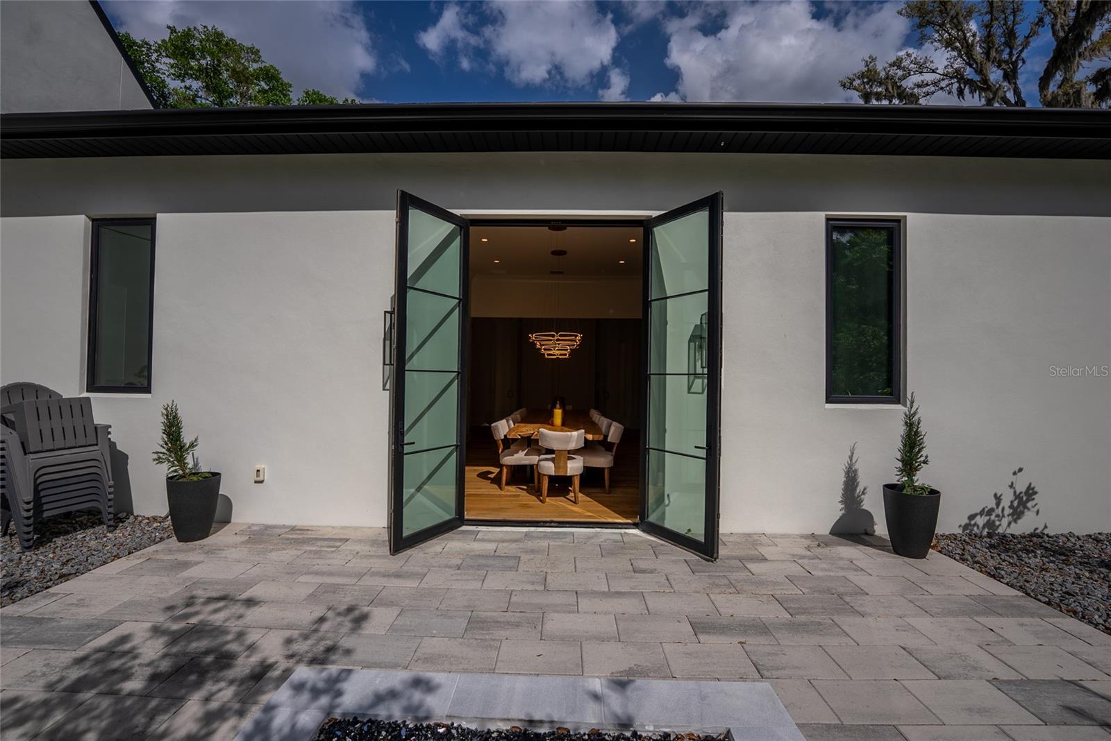 O6372849 Property Photo