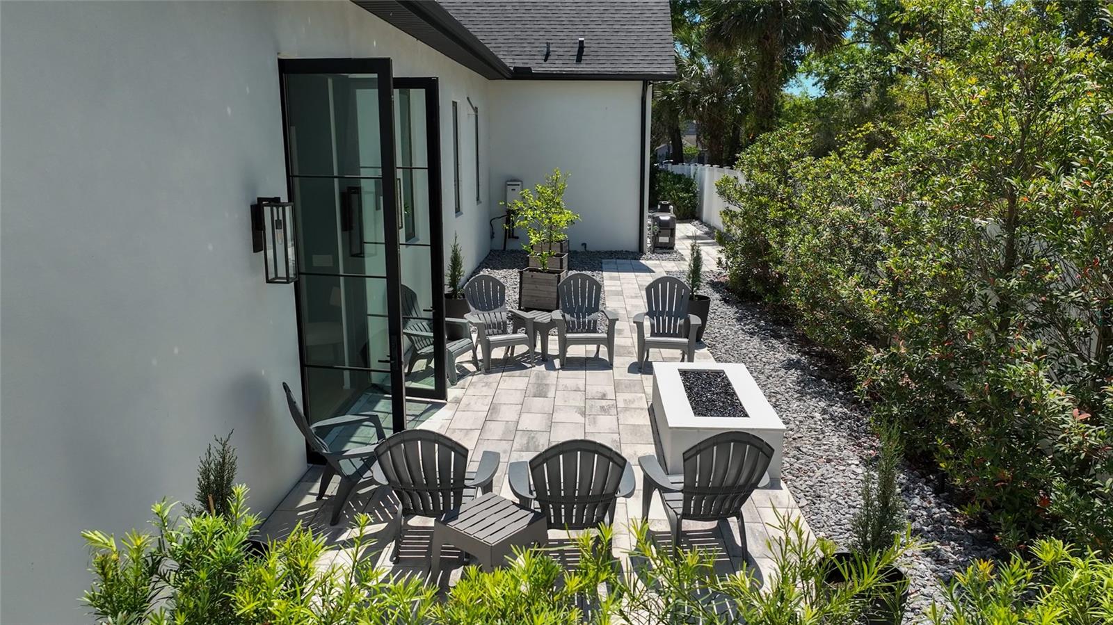 O6372849 Property Photo