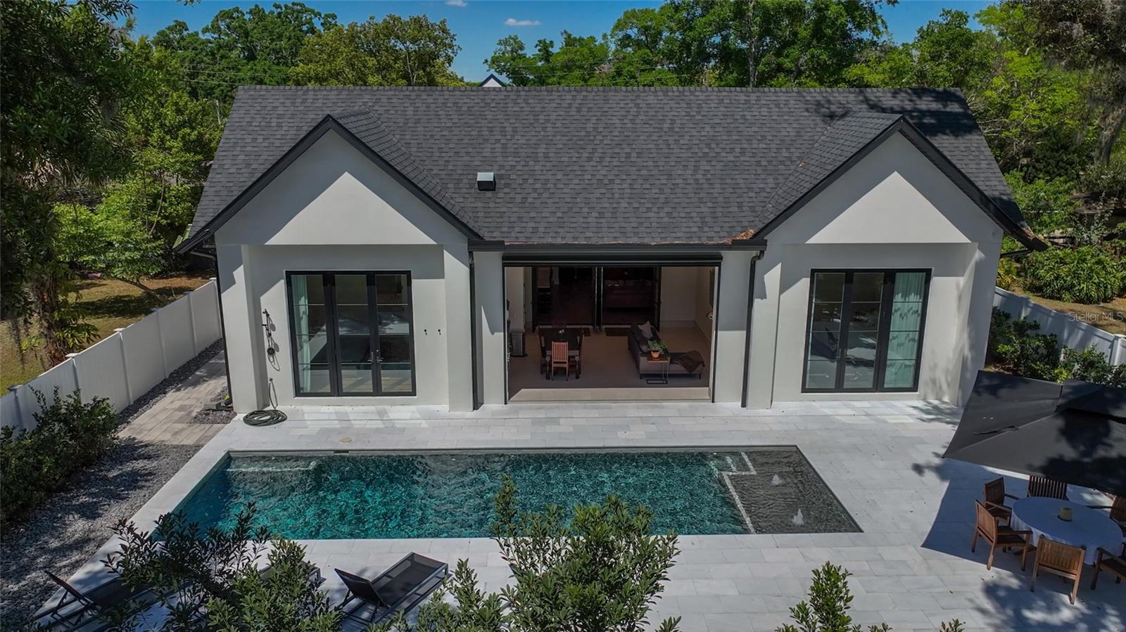 O6372849 Property Photo