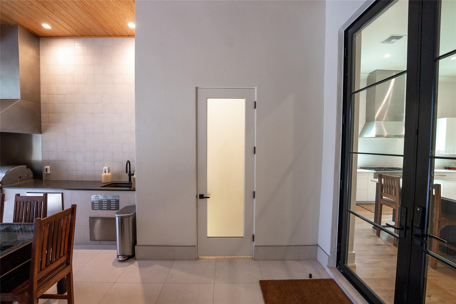 O6372849 Property Photo