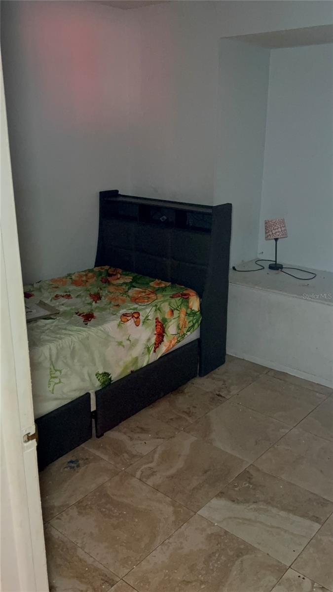 750 NE HAMPTON DR, PALM BAY, FL, 32905