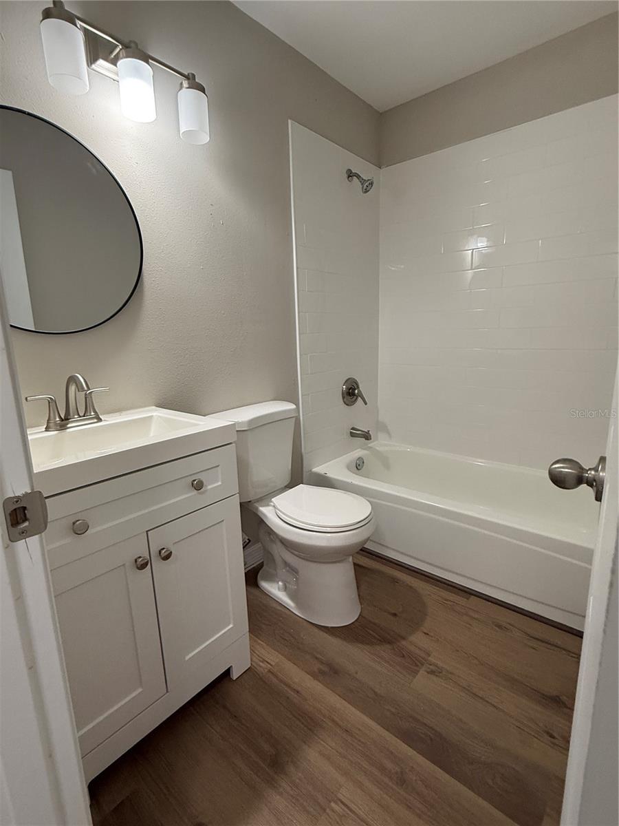 2nd Bathroom