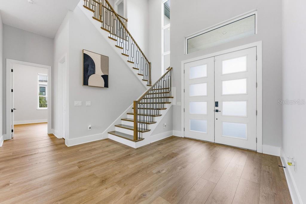 O6372865 Property Photo