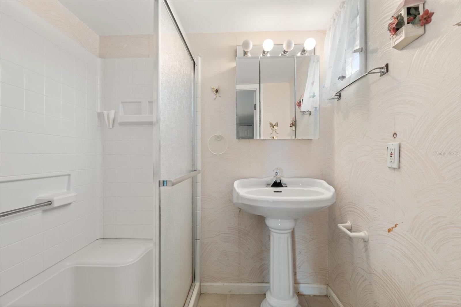 A4677792 Property Photo