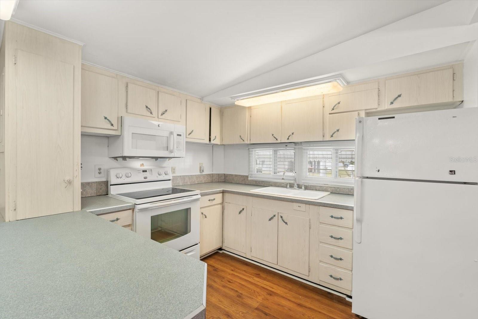 A4677792 Property Photo