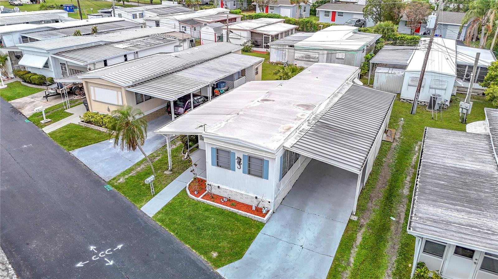 TB8463335 Property Photo