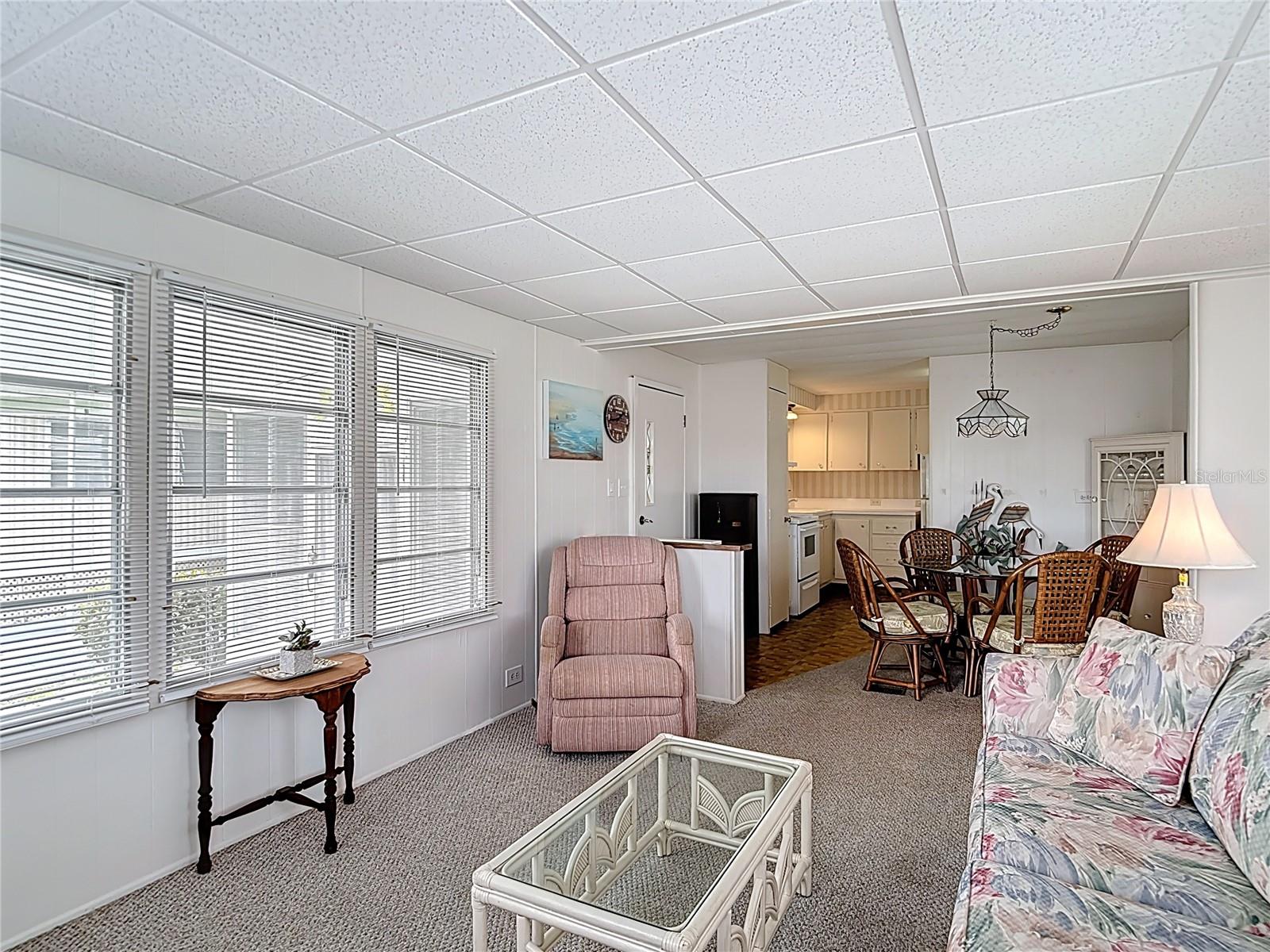 TB8463335 Property Photo