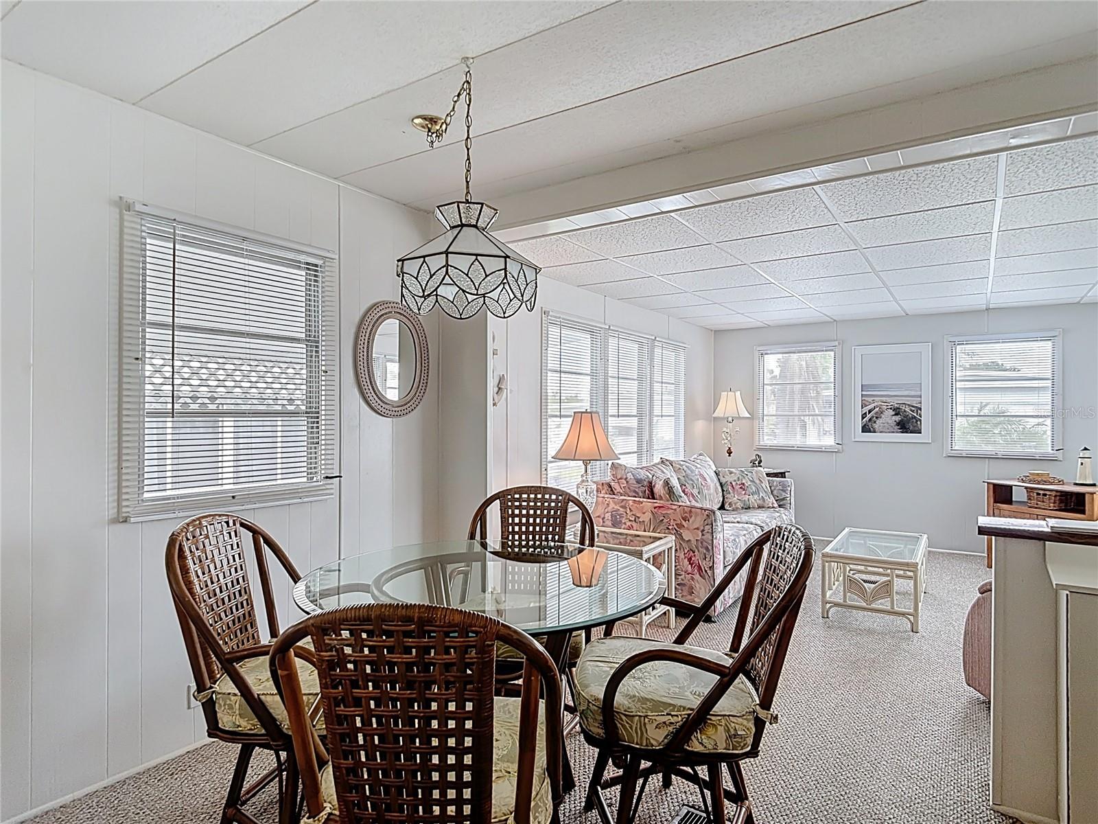 TB8463335 Property Photo