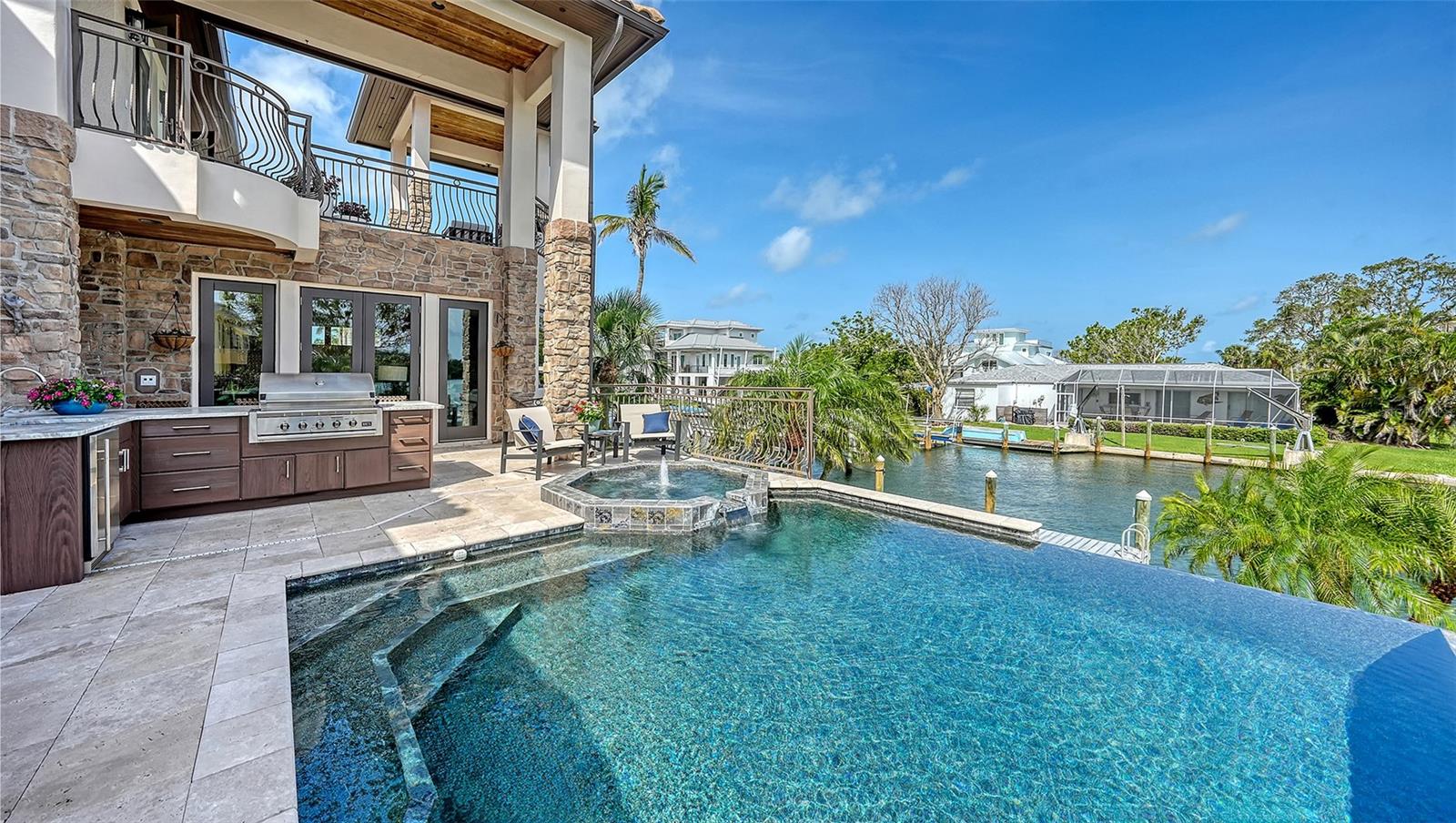 A4677813 Property Photo