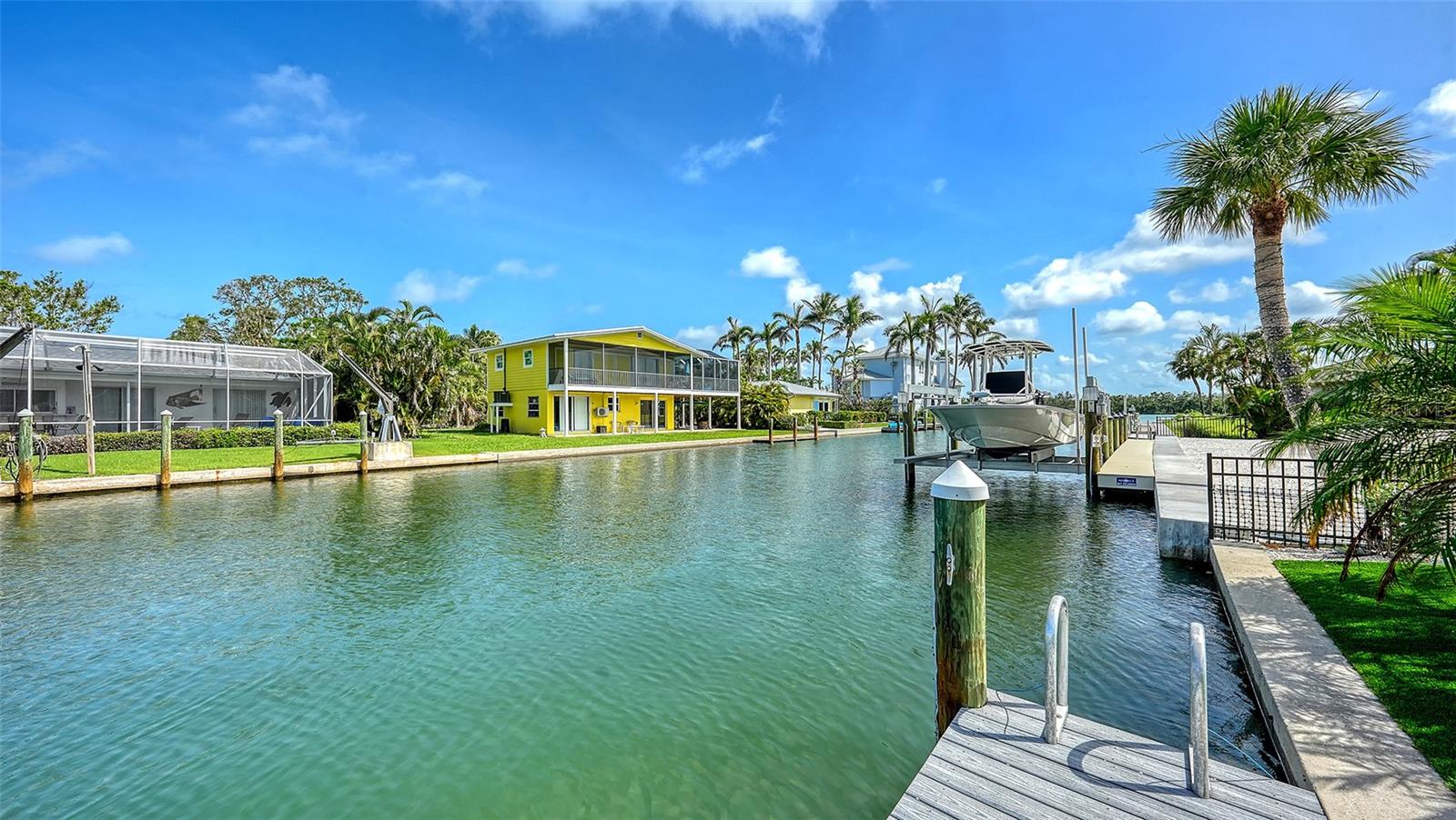 A4677813 Property Photo