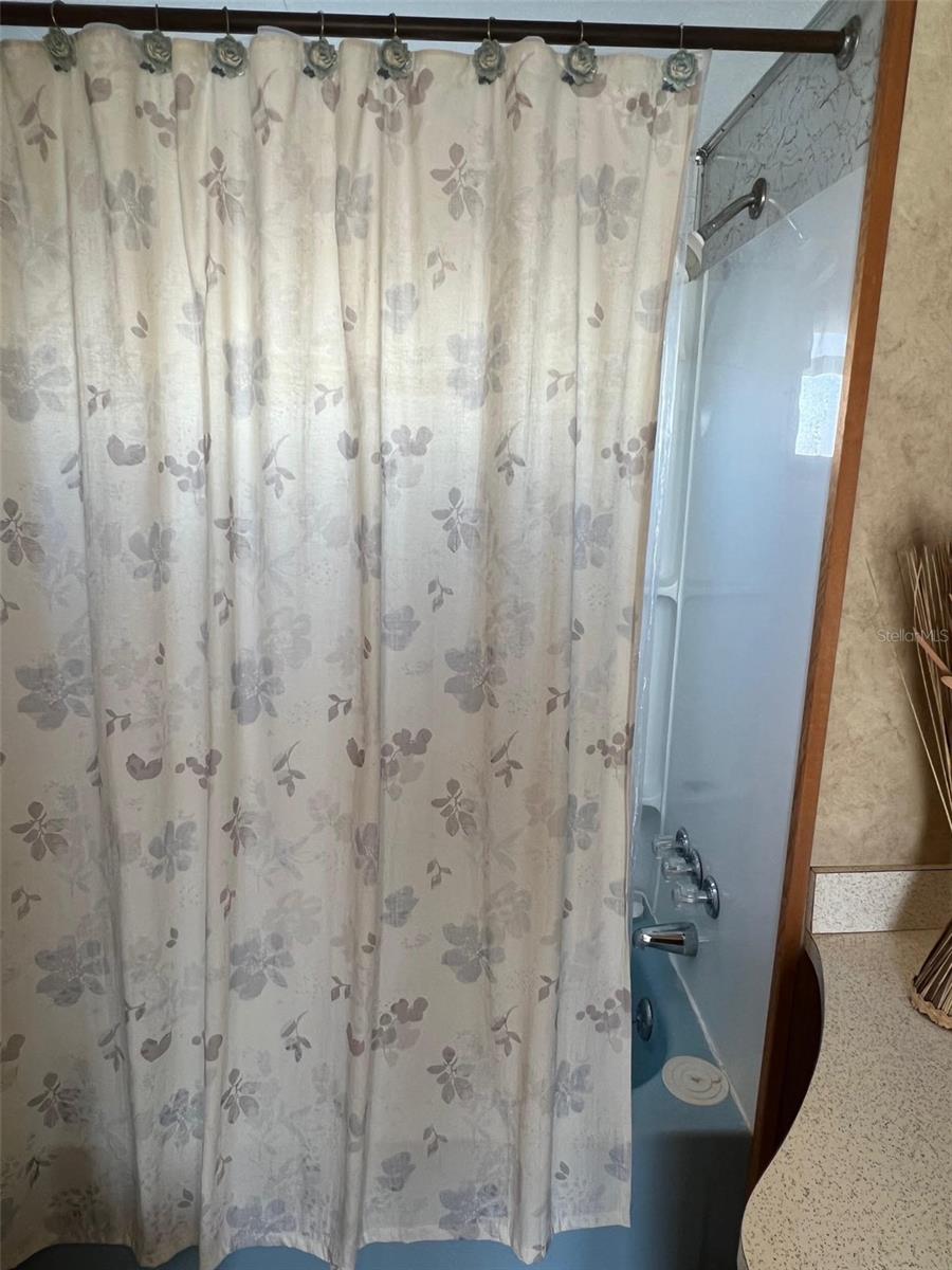 TB8463371 Property Photo