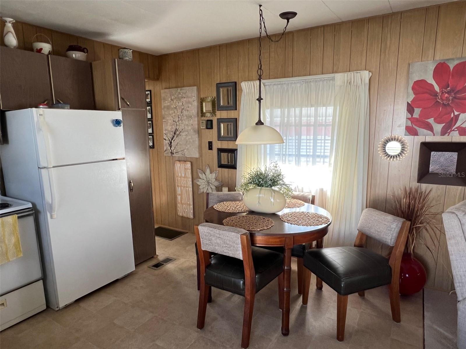 TB8463371 Property Photo