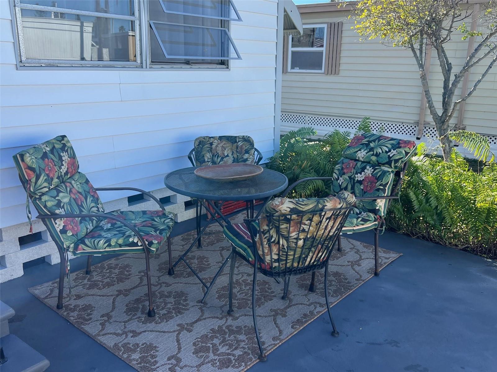 TB8463371 Property Photo