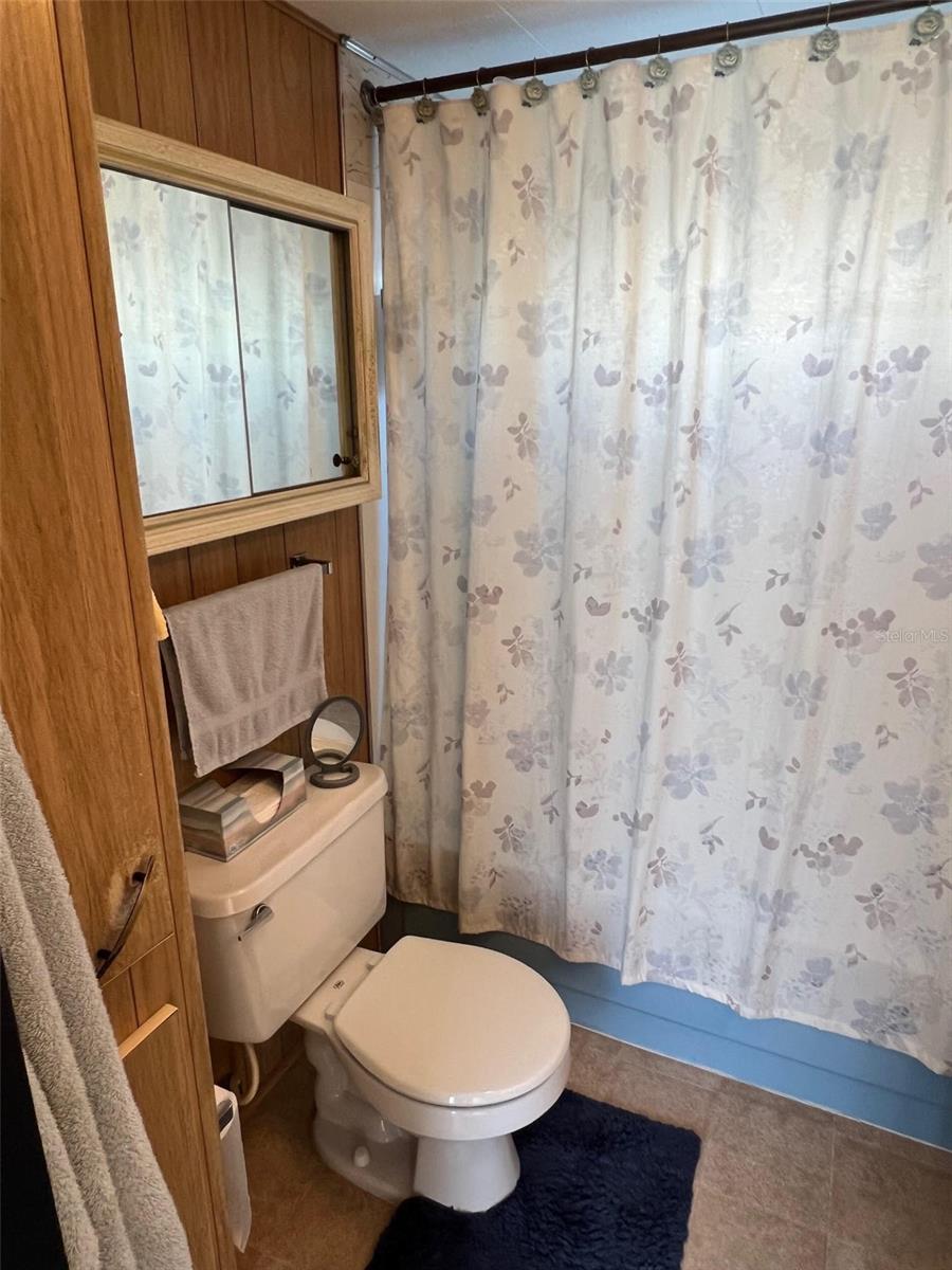 TB8463371 Property Photo