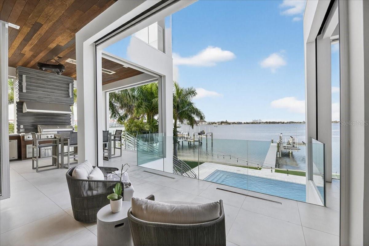 TB8463396 Property Photo