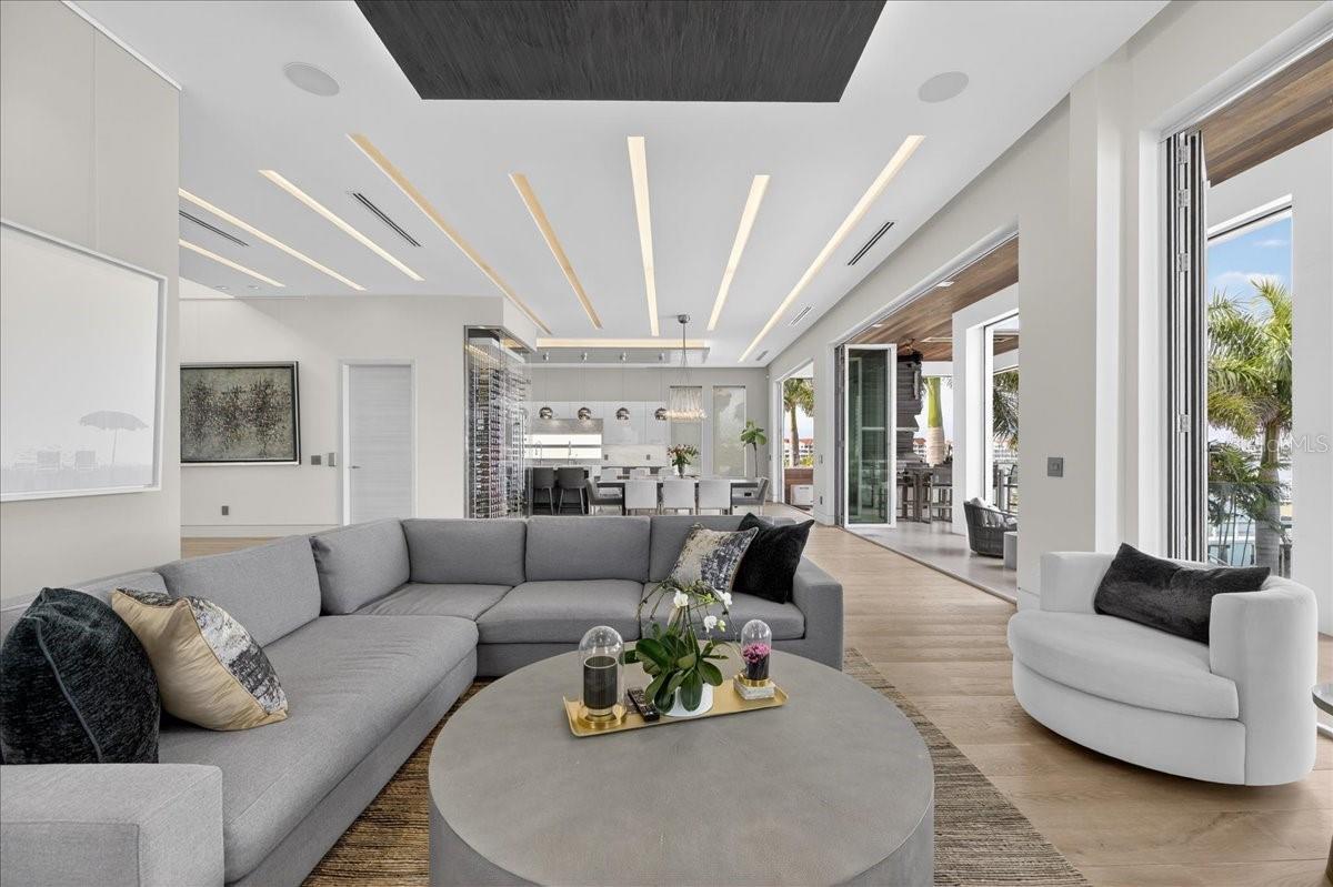 TB8463396 Property Photo