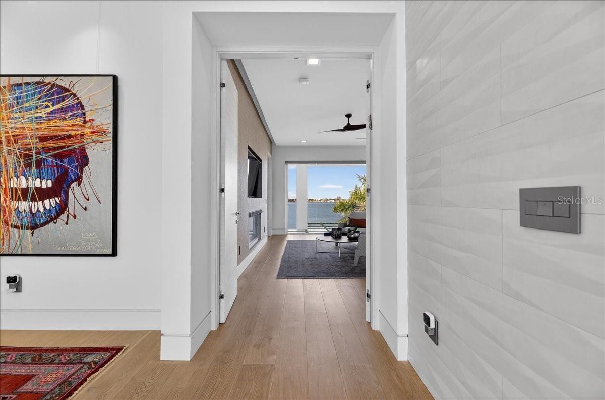 TB8463396 Property Photo